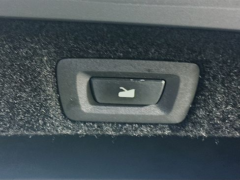 Used 2023 Lucid Air Pure image 29