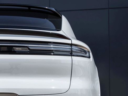 New 2025 Porsche Cayenne Turbo image 65