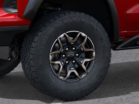New 2026 Chevrolet Colorado ZR2 w/ Technology Package image 9