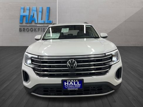 New 2026 Volkswagen Atlas SE image 8