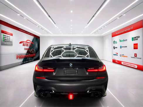 Used 2022 BMW 330i Sedan w/ M Sport Package RWD image 6