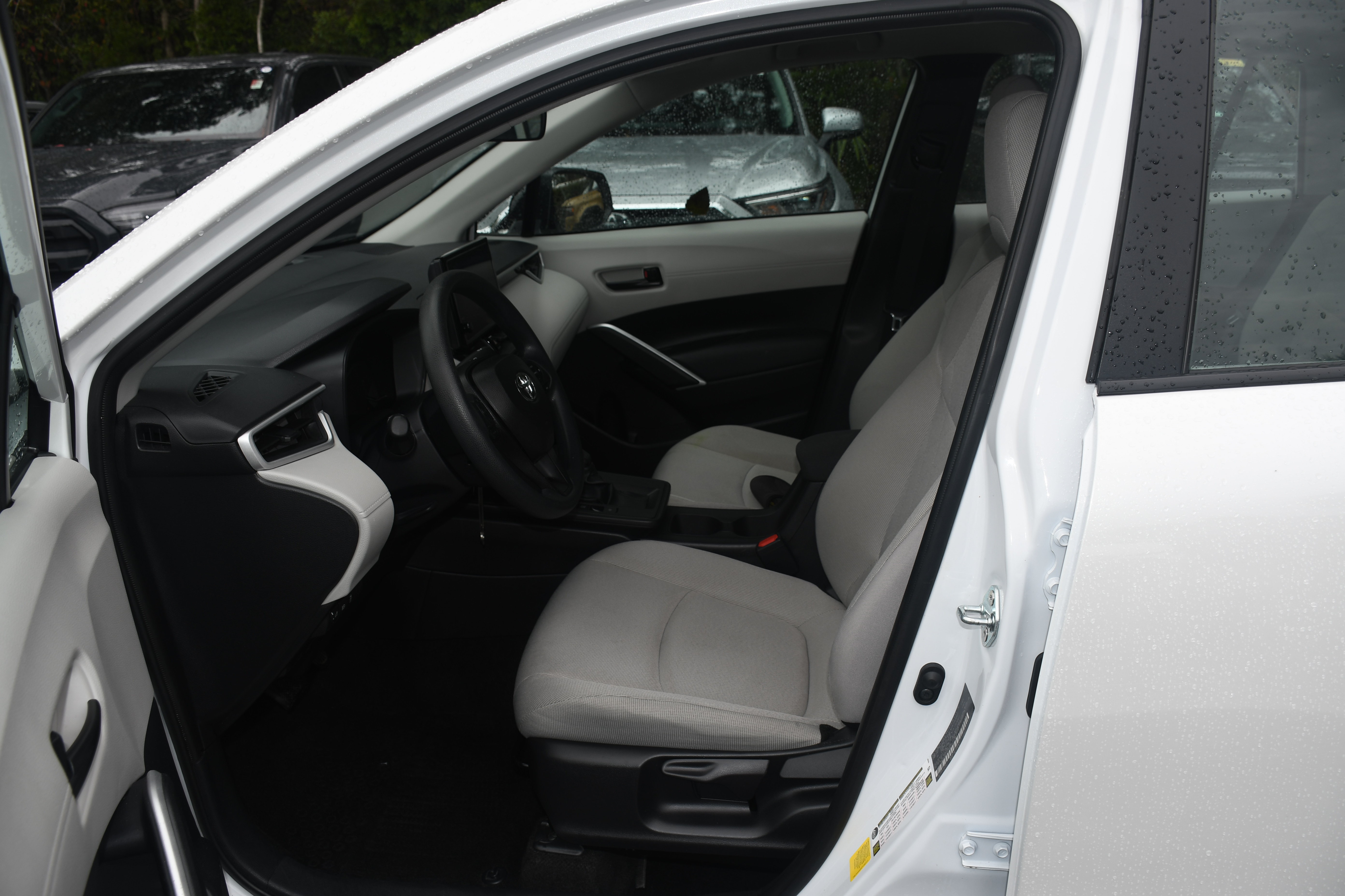 Certified 2026 Toyota Corolla Cross L FWD image 7