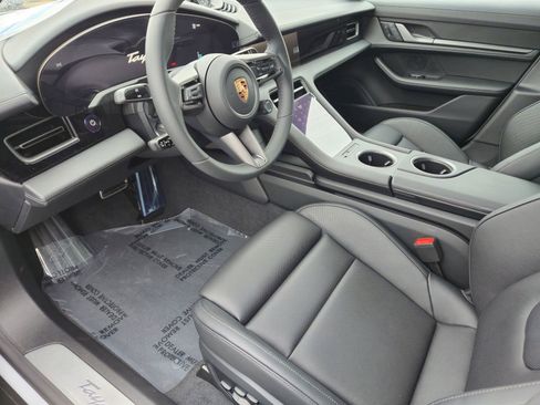 New 2025 Porsche Taycan RWD image 4