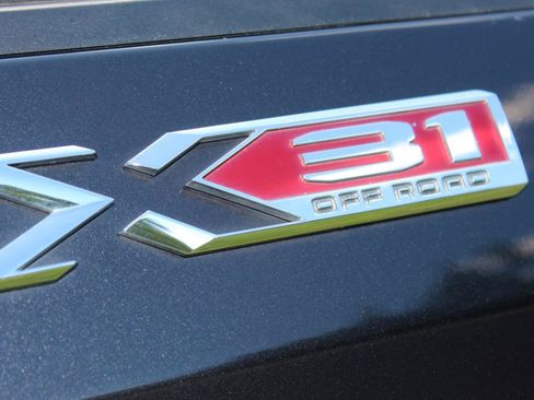 Used 2020 GMC Sierra 1500 SLT AWD/4WD image 6