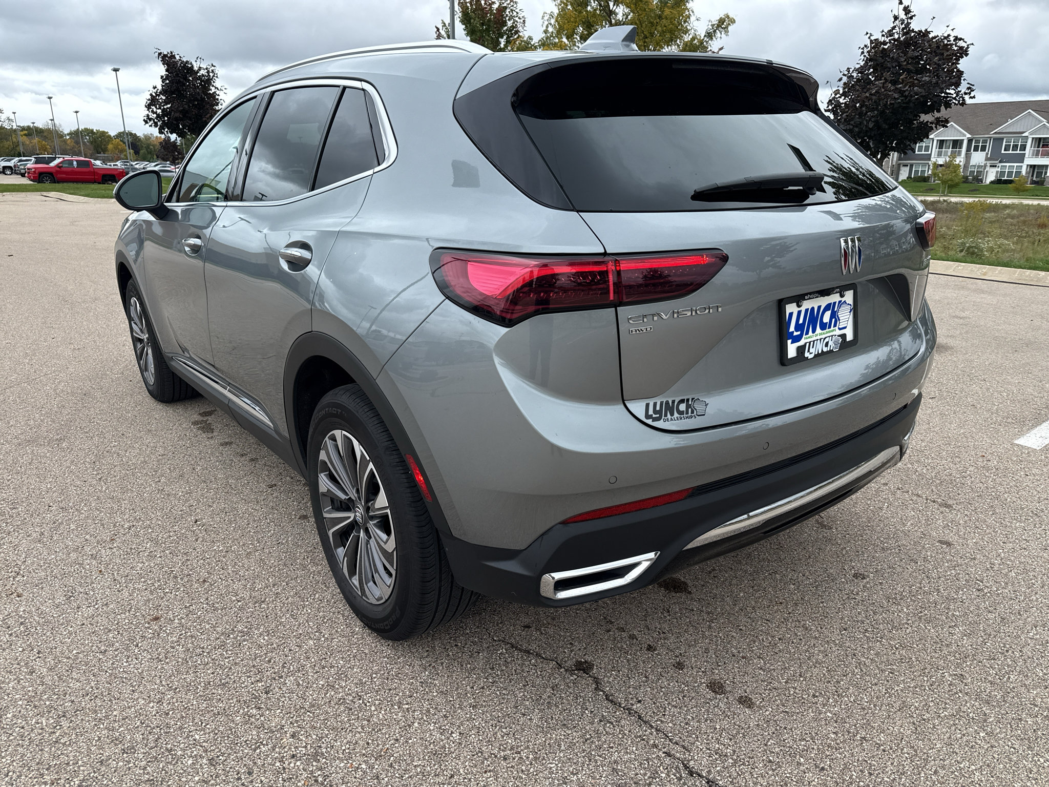 Used 2024 Buick Envision Preferred AWD/4WD image 3