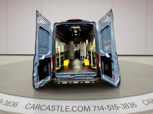 Used 2019 Ford Transit 250 148 High Roof Extended RWD image 12