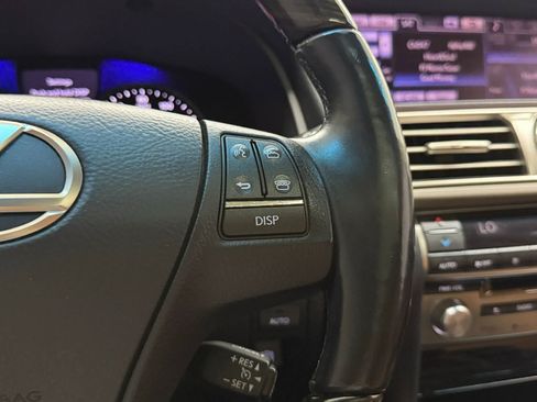 Used 2013 Lexus LS 460 w/ Comfort Pkg RWD image 28