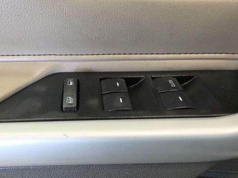 Used 2012 Ford Edge SEL FWD image 17