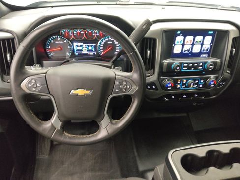 Used 2017 Chevrolet Silverado 2500 LT AWD/4WD image 22