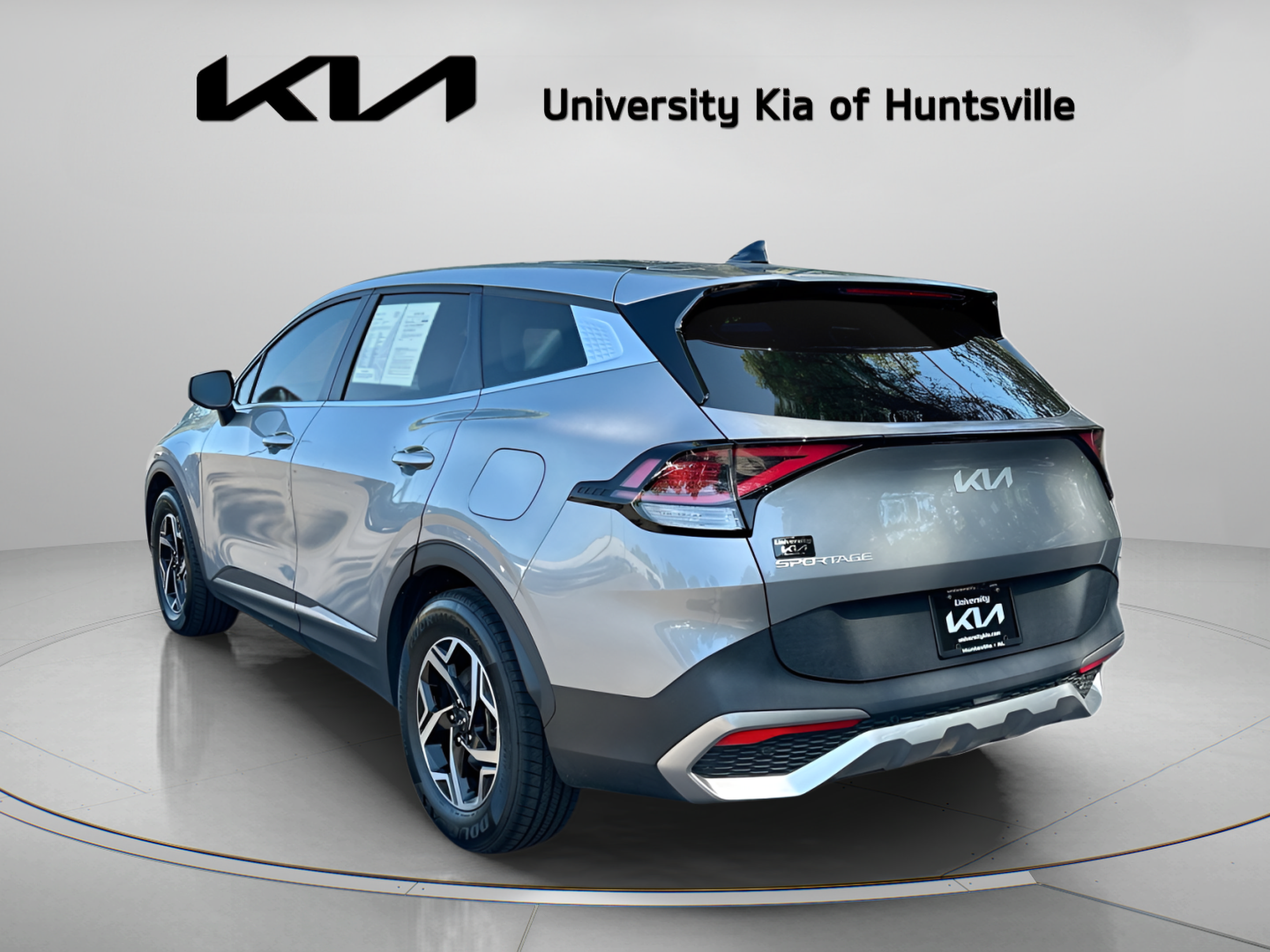 Used 2023 Kia Sportage LX FWD image 6