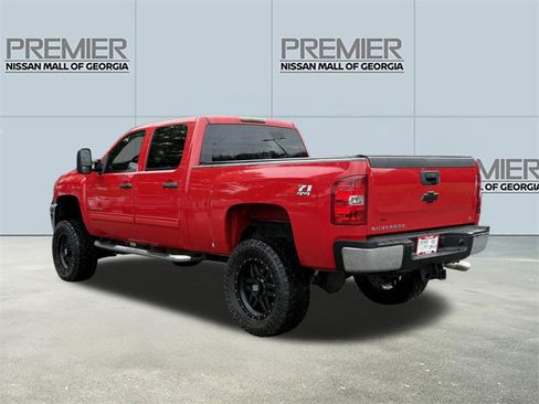 Used 2011 Chevrolet Silverado 2500 LT w/ Suspension Package, Off-Road AWD/4WD image 18