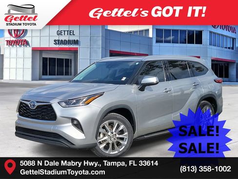 Used 2023 Toyota Highlander Limited image 1
