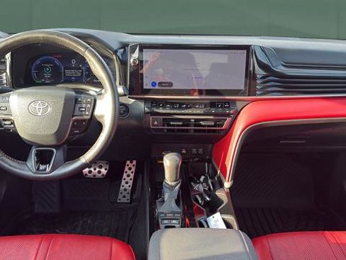 Used 2025 Toyota Camry XSE image 23