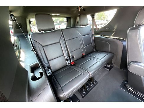 Used 2026 Chevrolet Suburban Z71 w/ Z71 Off-Road Package AWD/4WD image 29