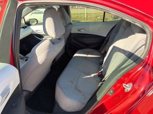 Used 2020 Toyota Corolla SE image 11