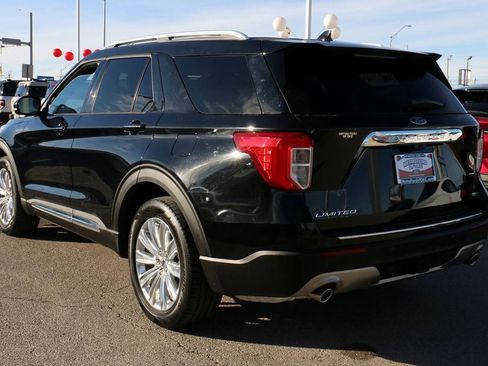 Used 2020 Ford Explorer Limited w/ Class III Trailer Tow Package image 7