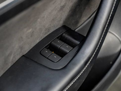 Used 2023 Tesla Model 3 Standard Range RWD image 47