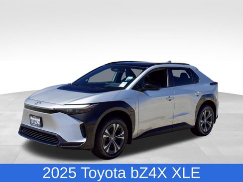 Used 2025 Toyota bZ4X FWD w/ Weather Package image 1
