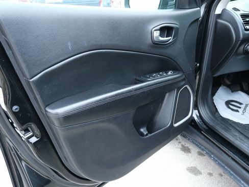 Used 2021 Jeep Compass Altitude image 15