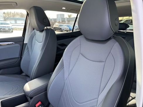 New 2026 Volkswagen Tiguan SE AWD/4WD image 12