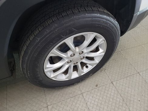 Used 2020 Jeep Cherokee Latitude image 31