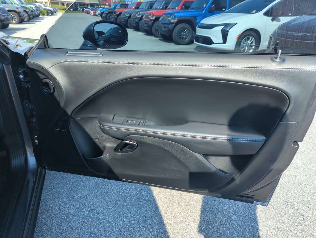 Used 2023 Dodge Challenger SRT Hellcat RWD image 25