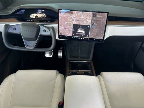 Used 2023 Tesla Model X AWD/4WD image 16