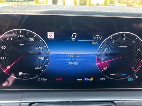 Used 2025 Mercedes-Benz GLS 450 4MATIC image 25