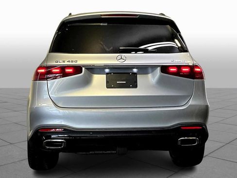 New 2026 Mercedes-Benz GLS 450 4MATIC image 4