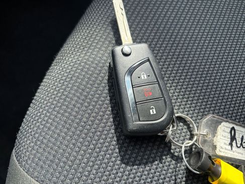 Used 2025 Toyota RAV4 LE image 21