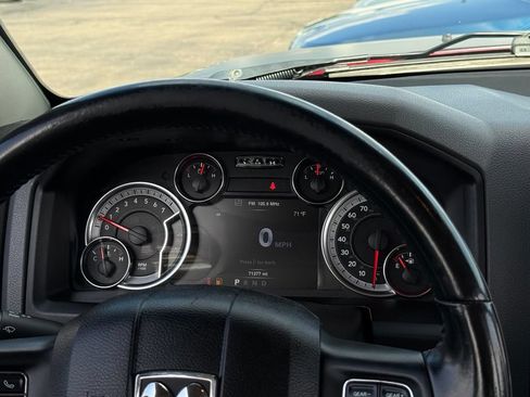 Used 2019 RAM 1500 Warlock AWD/4WD image 7