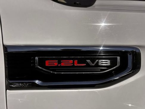Used 2019 GMC Sierra 1500 SLT w/ SLT Premium Package AWD/4WD image 29