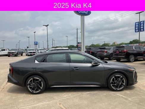 Used 2025 Kia K4 GT-Line w/ GT-Line Premium Package FWD image 10