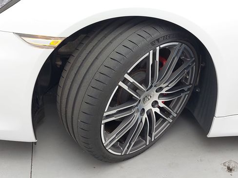 Certified 2015 Porsche Cayman GTS RWD image 27