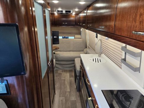 Used 2022 Mercedes-Benz Sprinter 3500 image 19