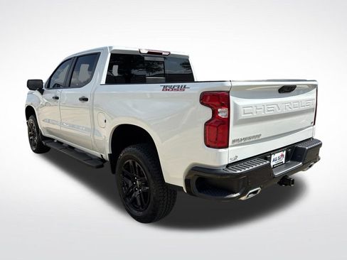 Used 2026 Chevrolet Silverado 1500 LT Trail Boss w/ LT Trail Boss Premium Package AWD/4WD image 10