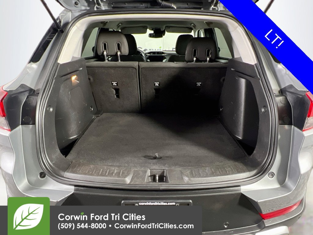 Used 2023 Chevrolet TrailBlazer LT w/ Convenience Package FWD image 14