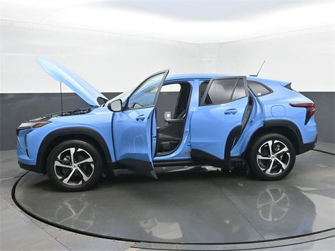 Certified 2024 Chevrolet Trax RS w/ Driver Confidence Package image 55