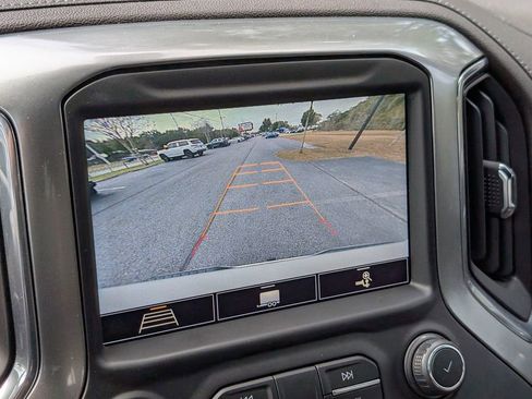 Used 2020 Chevrolet Silverado 1500 RST image 23