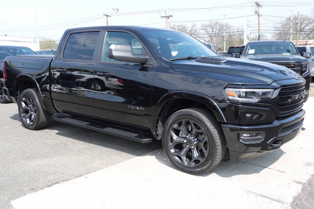 Used 2023 RAM 1500 Limited w/ Night Edition AWD/4WD image 5