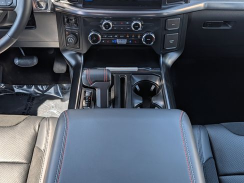 Used 2025 Ford F150 Raptor image 21