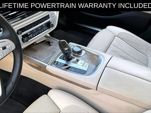 Used 2020 BMW 740i w/ Premium Package RWD image 15