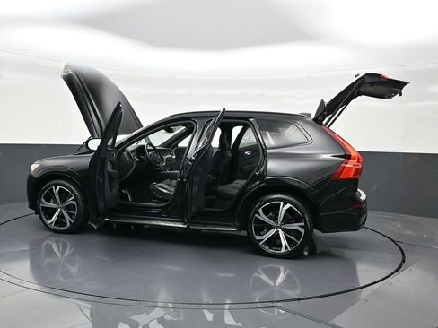 Certified 2022 Volvo XC60 B5 R-Design w/ Advanced Package image 40