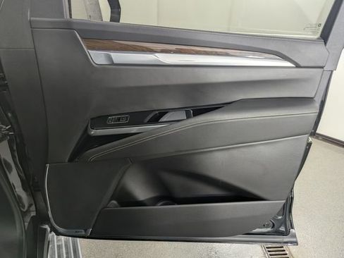 Used 2025 Cadillac Escalade Sport Platinum image 23