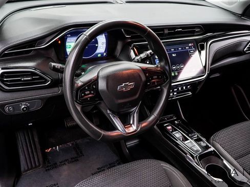 Used 2023 Chevrolet Bolt EUV LT image 14