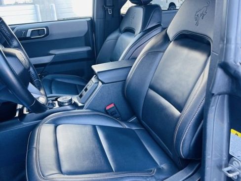 Used 2022 Ford Bronco Badlands image 15