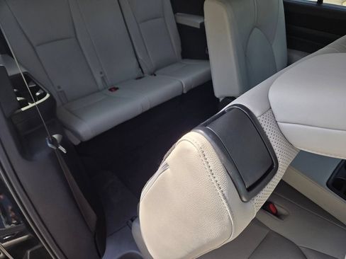 Used 2026 Toyota Grand Highlander AWD Hybrid image 5