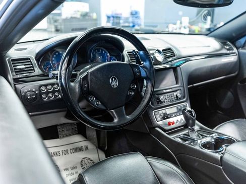 Used 2011 Maserati GranTurismo Convertible image 11
