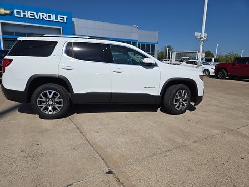 Used 2023 GMC Acadia SLT w/ Preferred Package image 6