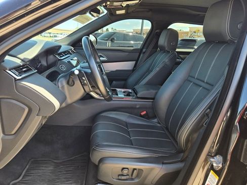 Used 2023 Land Rover Range Rover Velar R-Dynamic S image 16